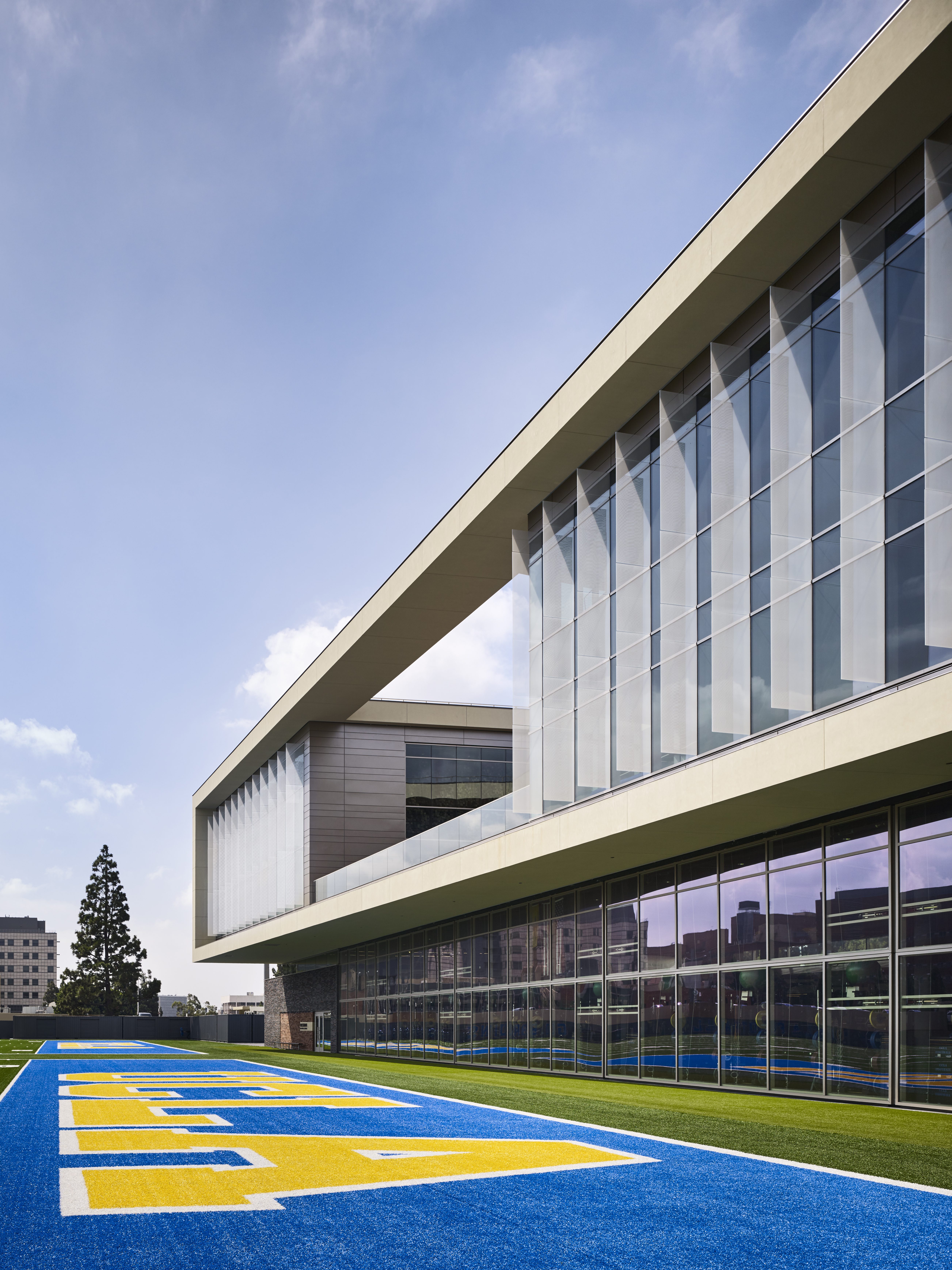 UCLA Wasserman Football Center I Los Angeles CA